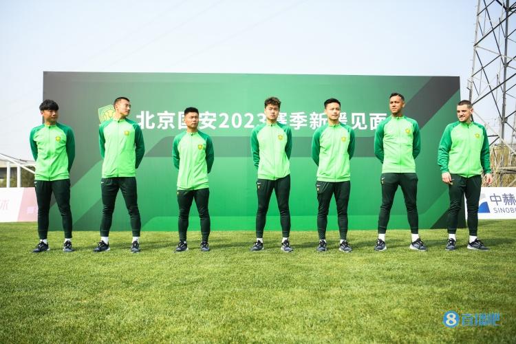 博主：9名新援中8人免签，国安本次转会期净赚300多万人民币